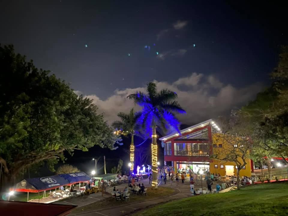 Hotel Puerto San Luis Tilarán Exteriér fotografie
